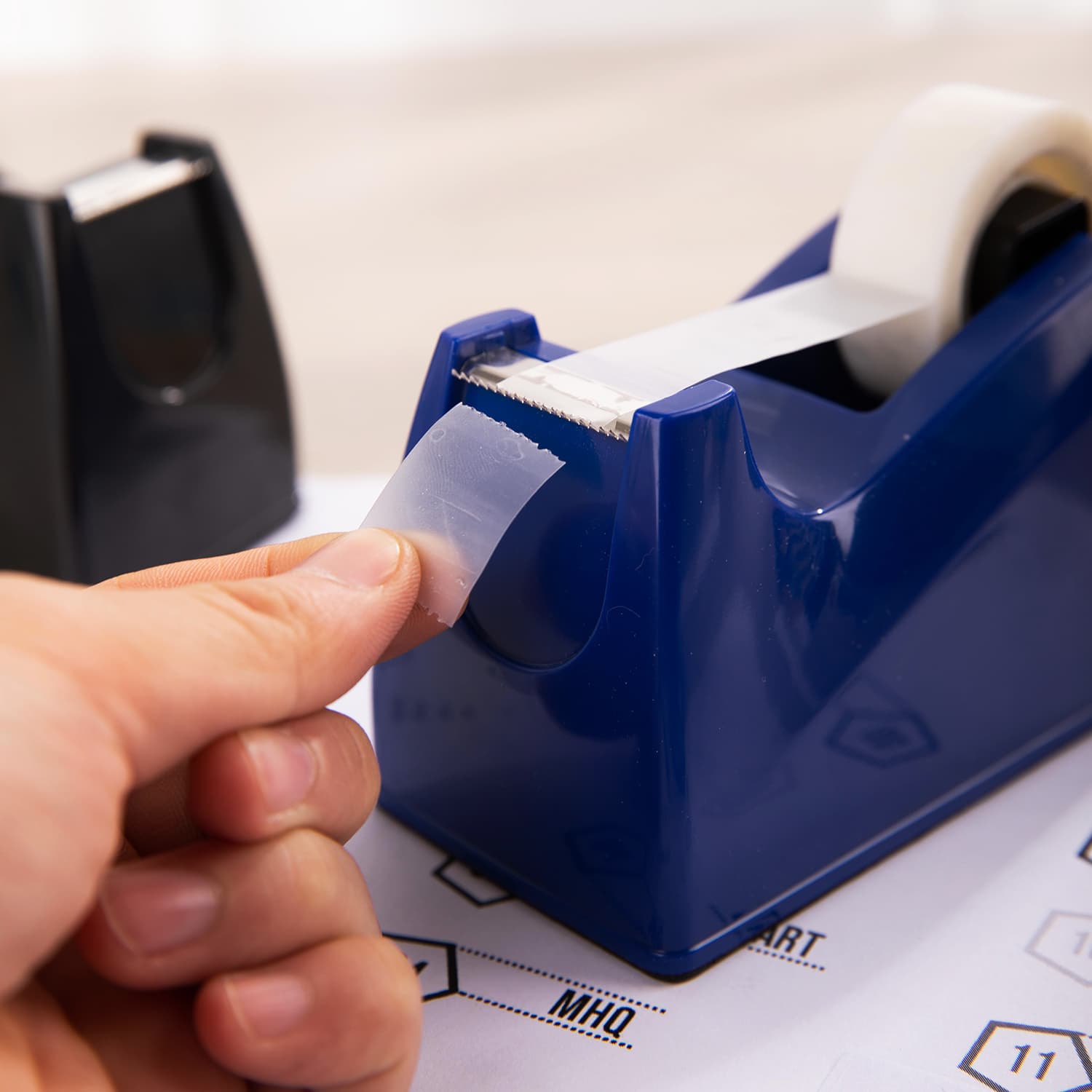 Deli Small Tape Dispenser E814 view 4